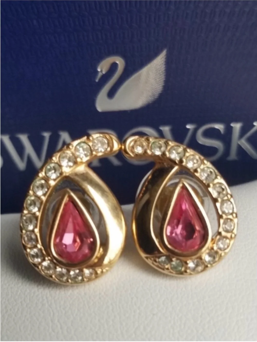 AUTHENTIC Swarovski 24k Gold Plated Pink Teardrop Necklace RARE